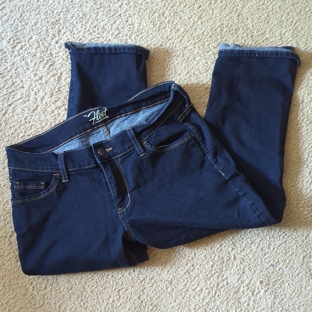 Old Navy The Flirt Dark Wash Denim Capri Jeans Size 4